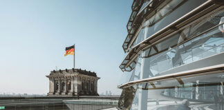 Jak najlepiej dotrzeć do pracy za granic