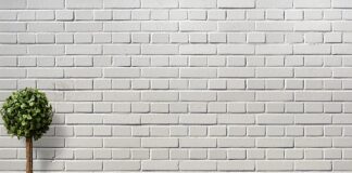 Czy osoba niepełnosprawna musi pracować w zakładzie pracy chronionej?